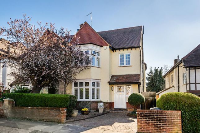 5 bedroom semi-detached house for sale