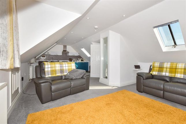 2 bed flat