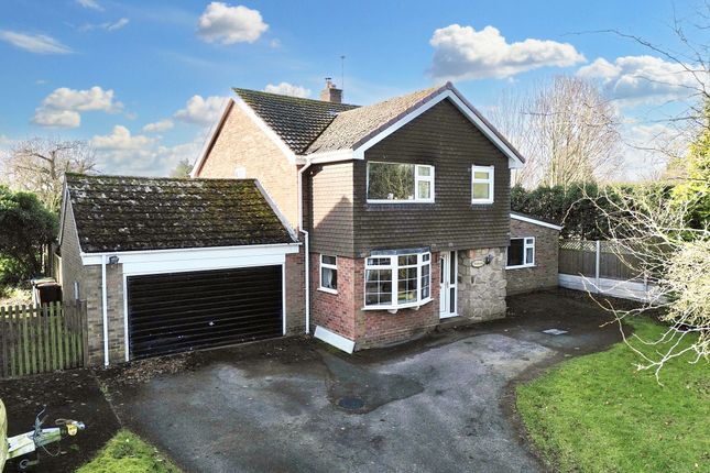 5 bed detached house