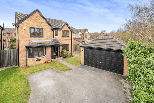 4 bed detached house