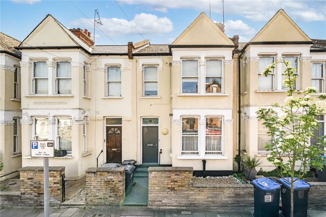 Hawthorn Road, London NW10 2 bed flat for sale