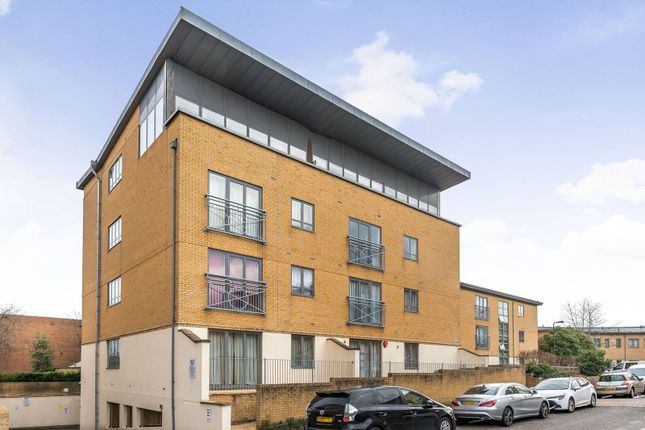 Sovereign Place, Harrow, HA1 2 bed flat for sale