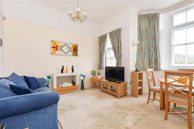 2 bed flat
