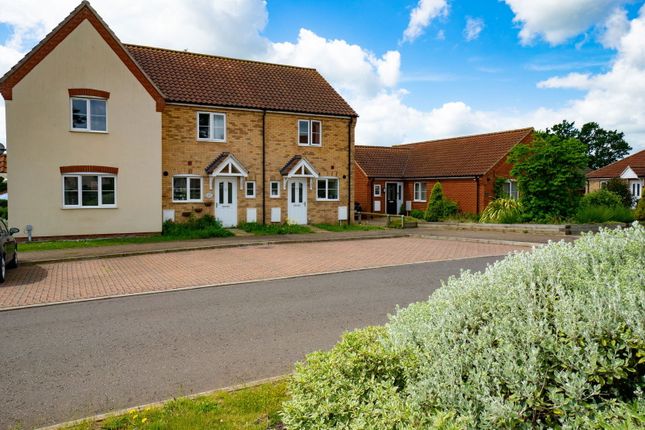 Long Meadow Drive, Roydon, Diss 2 bed terraced house for sale