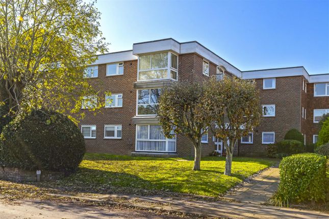 Meadowside Court, Goring Street 2 bed apartment for sale