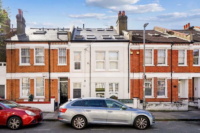 Gilbey Road, London SW17 1 bed flat for sale