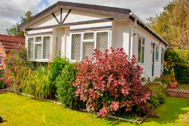 2 bedroom park home for sale