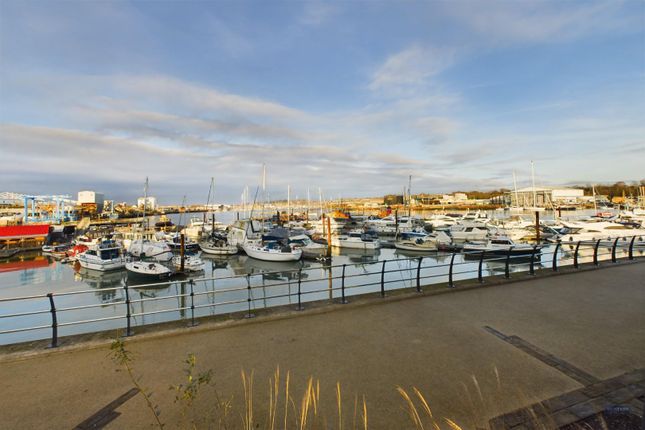 Riverside Quay, Southampton 2 bed apartment for sale