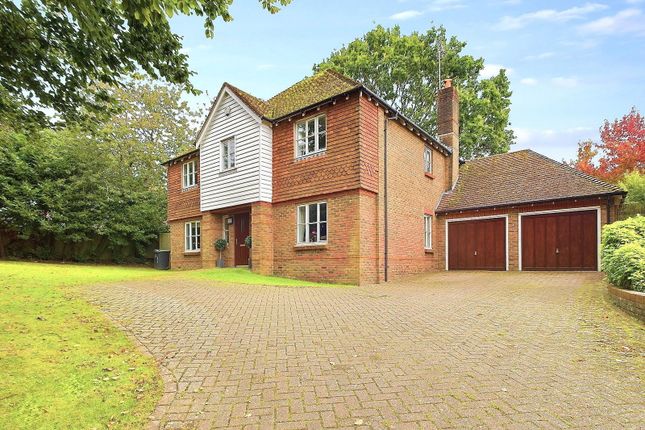 Swandean Close, Worthing BN13 5 bed detached house for sale