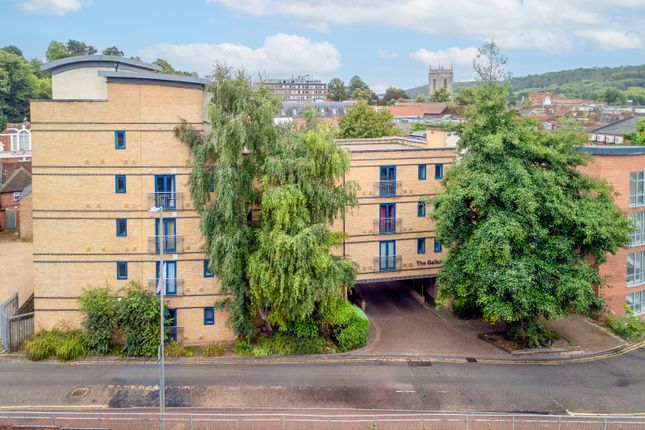 The Galleries, High Wycombe HP13 2 bed apartment for sale