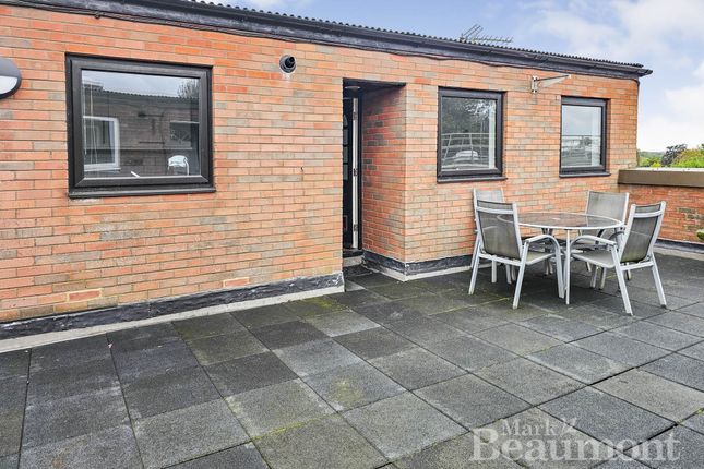 Biggin Hill, Westerham 2 bed apartment for sale