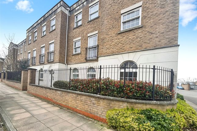 Tarragon Road, Kent ME16 2 bed flat for sale