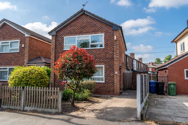 South Grove, Sale, M33 3 bed detached house for sale