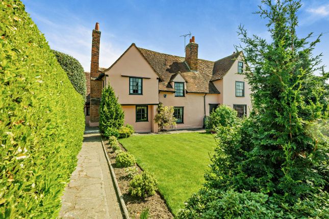 Main Road, Broomfield, Chelmsford, Essex 3 bed semi