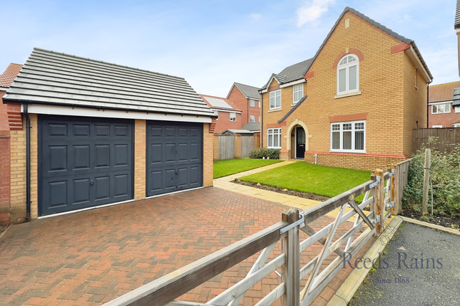 Camilla Close, Goole DN14 4 bed detached house for sale