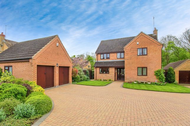 4 bed detached house