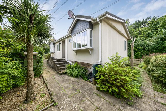 Meadow Close, Bricket Wood, St. Albans 2 bed detached house for sale