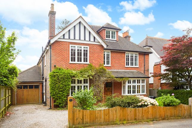 6 bedroom detached house for sale