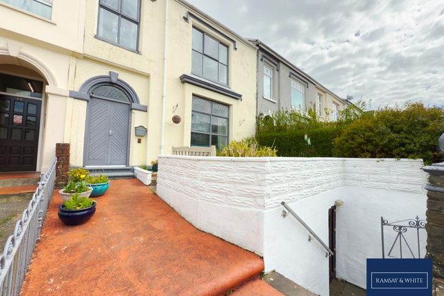 5 bed terraced house