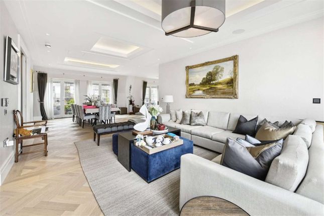 Drake House, Westminster SW1P 3 bed penthouse for sale