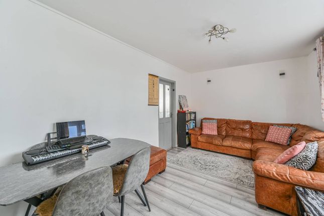 Telford Avenue, Streatham Hill... 1 bed flat for sale