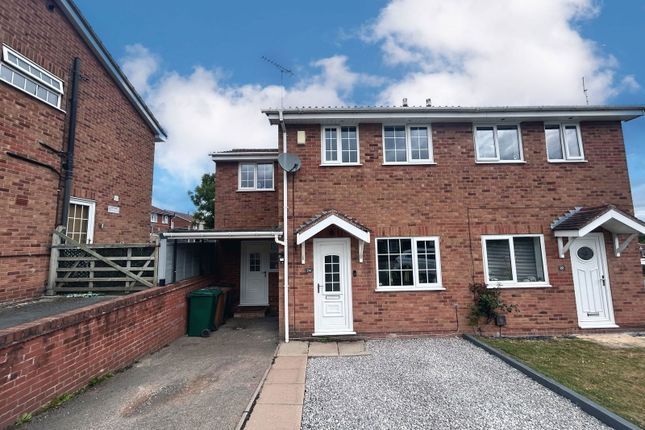 Rosecroft Gardens, Swadlincote DE11 3 bed semi