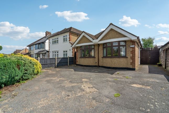 Baldwins Lane, Croxley Green... 3 bed detached bungalow for sale