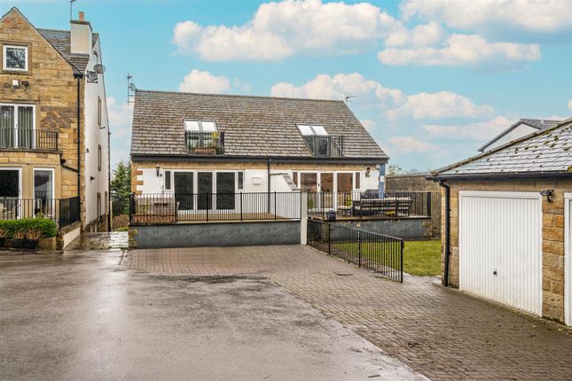 West Hall Court, Bramhope LS16 4 bed semi