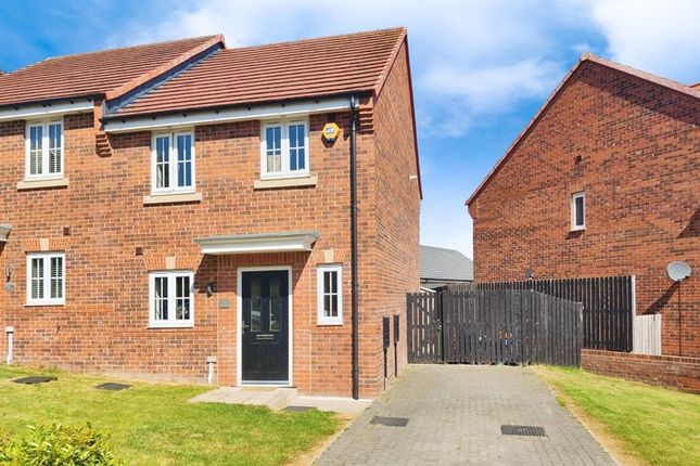 3 bedroom semi-detached house for sale