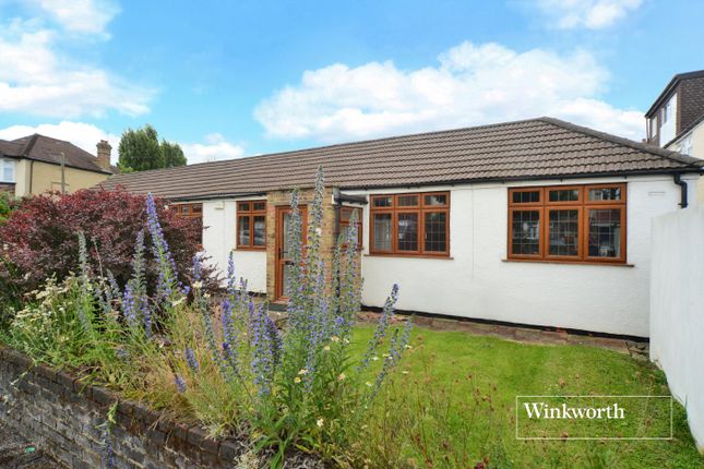 Beverley Road, Worcester Park, KT4 2 bed bungalow for sale