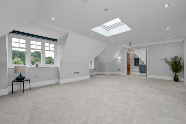 Glenavon House, Glenavon Close... 2 bed penthouse for sale