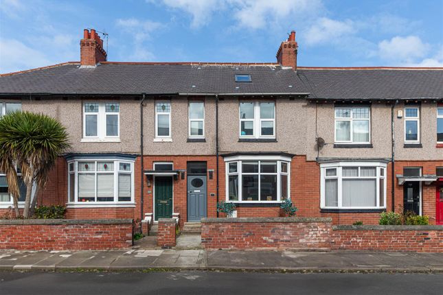 5 bedroom terraced house for sale