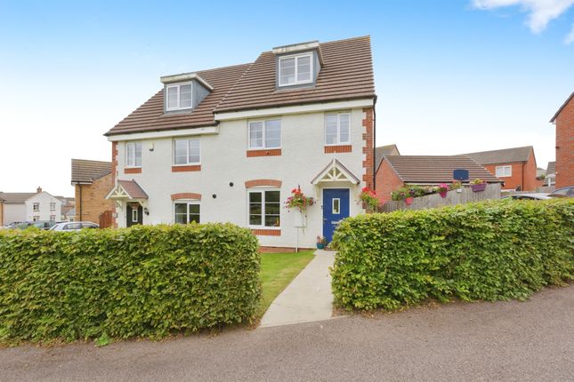 4 bed semi-detached house