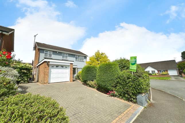 4 bed detached house