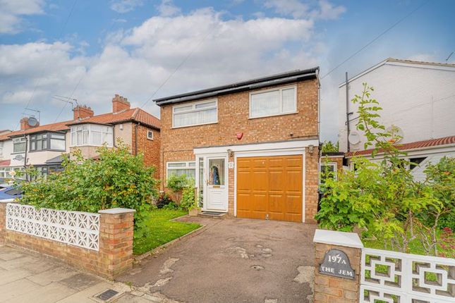 Galliard Road, Edmonton 3 bed detached house for sale