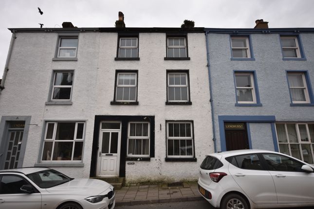 5 bedroom terraced house for sale
