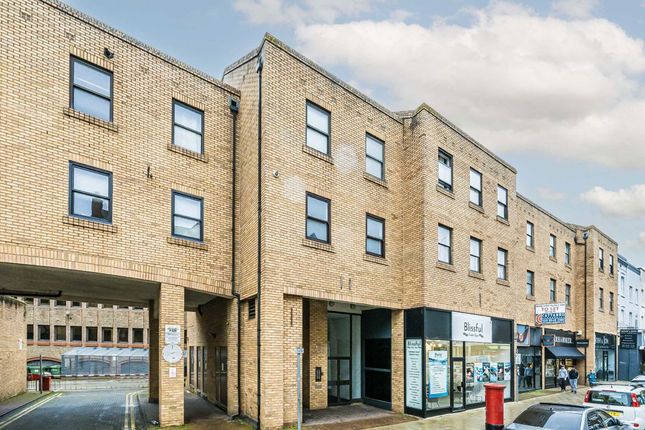 Fife Road, Kingston Upon Thames KT1 1 bed flat for sale