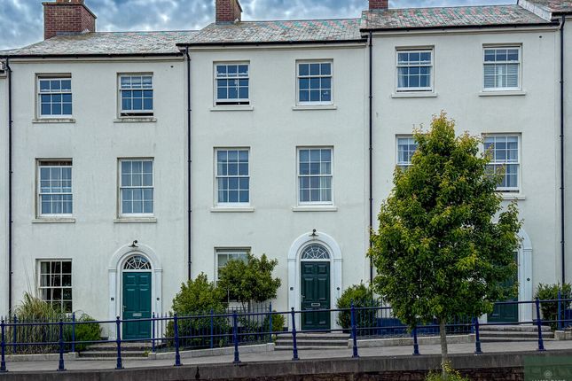 4 bed town house