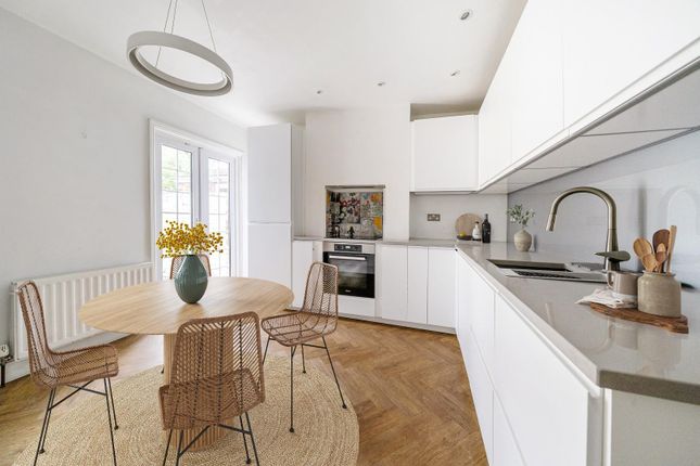 2 bedroom house for sale