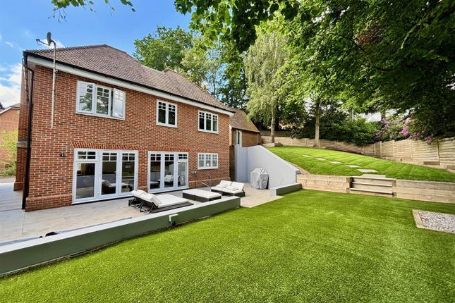 Westerdale Drive, Camberley GU16 4 bed detached house for sale