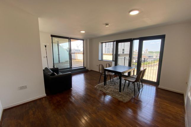 2 bed flat