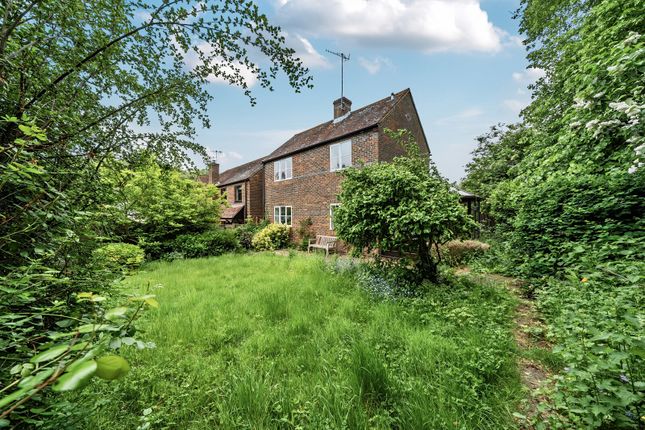 The Street, Albury, GU5 2 bed detached house for sale