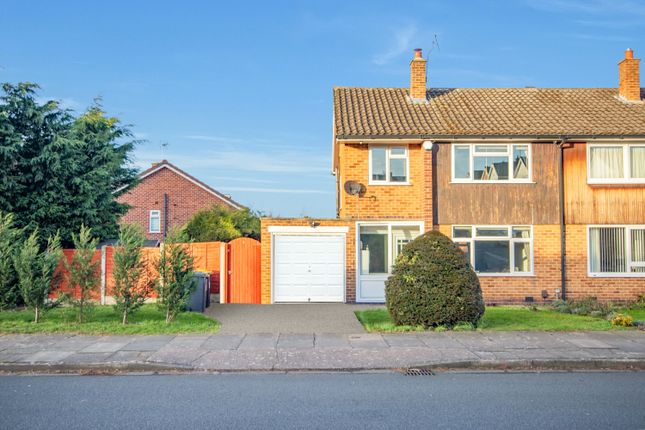 3 bedroom semi-detached house for sale