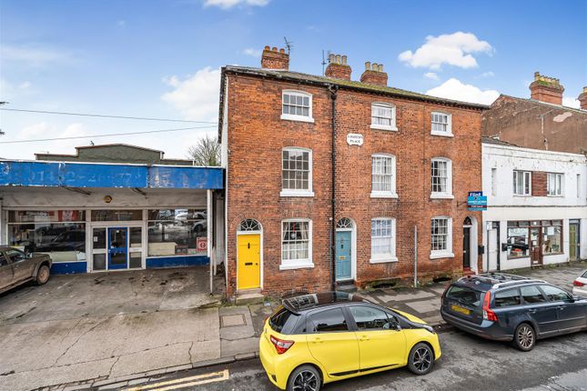 34 St Martins Street, Hereford, HR4 9DF 4 bed end of terrace house for sale