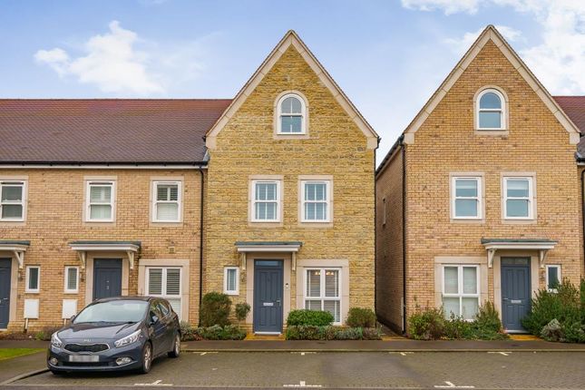 3 bed semi-detached house