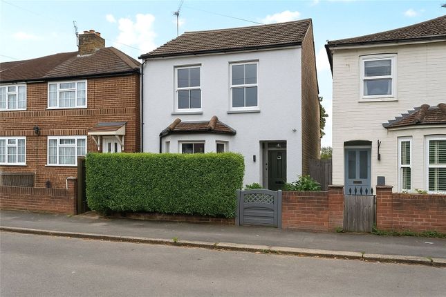 3 bed detached house
