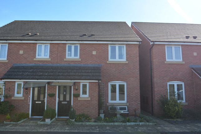 3 bed semi-detached house