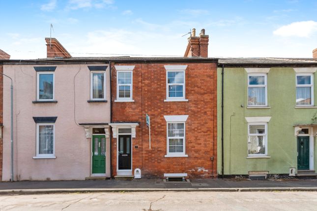 5 bed terraced house