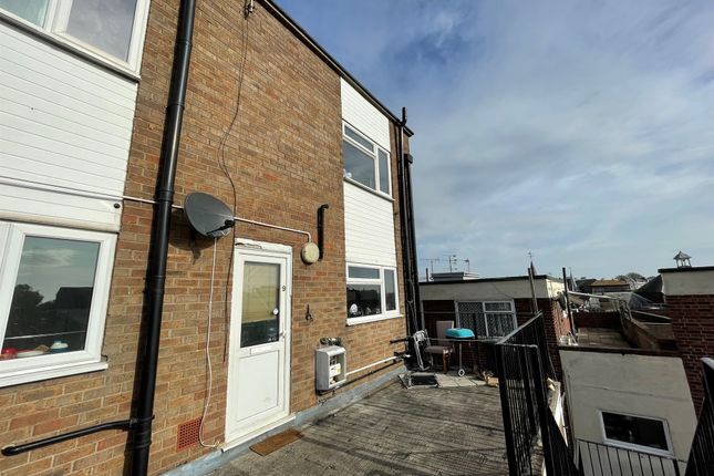 2 bed flat