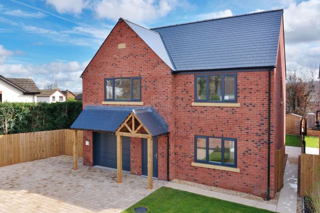 4 bed detached house